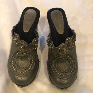 Isabella Fiore clogs.